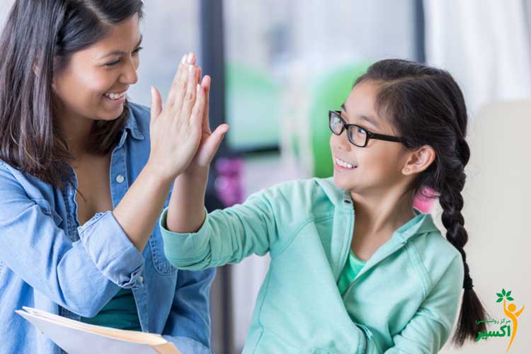 چگونه نوجوان خود را تشویق و تنبیه کنیم ؟